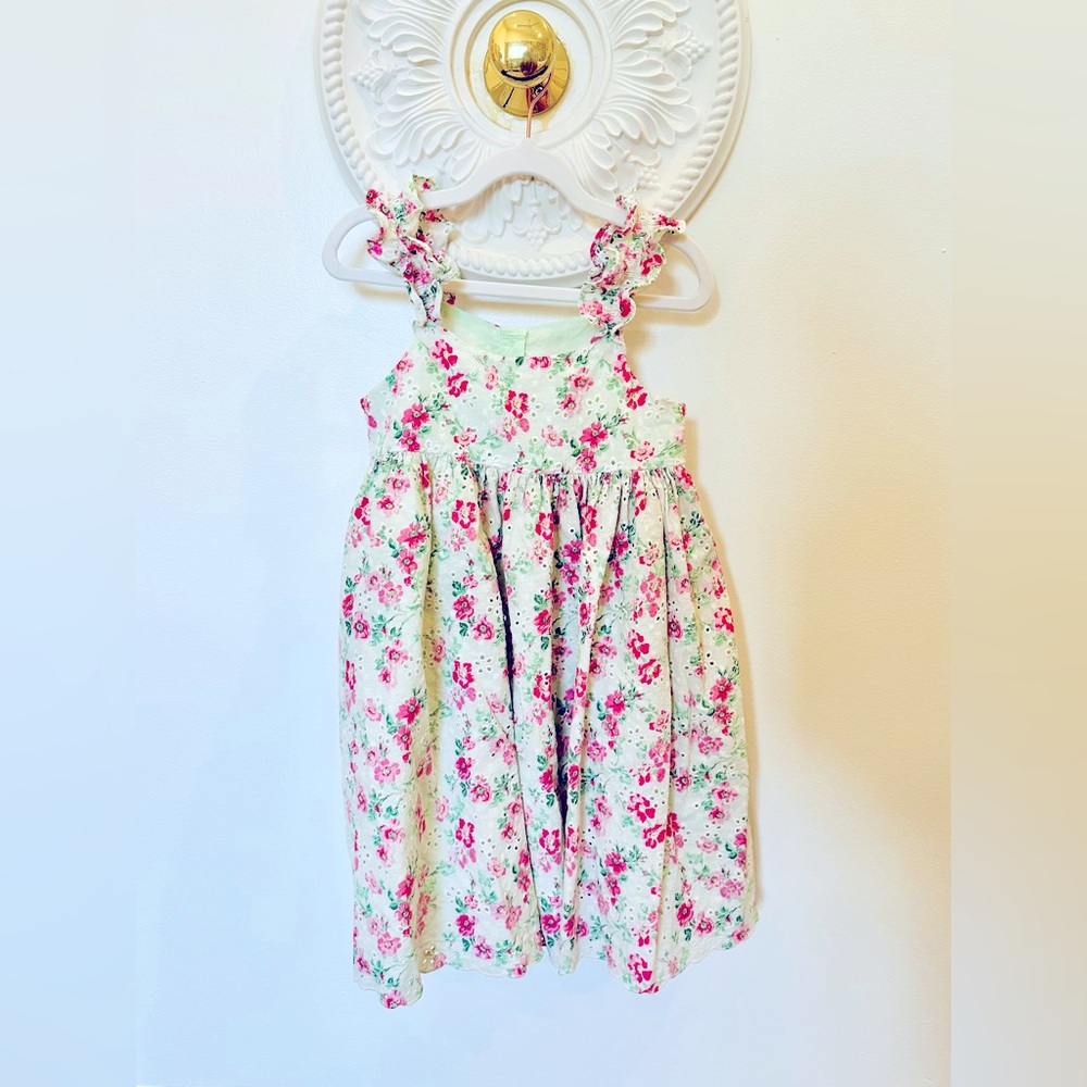 JANIE AND JACK
Baby Girl's , Little Girl's & Girl's Eyelet Floral Dress size 6